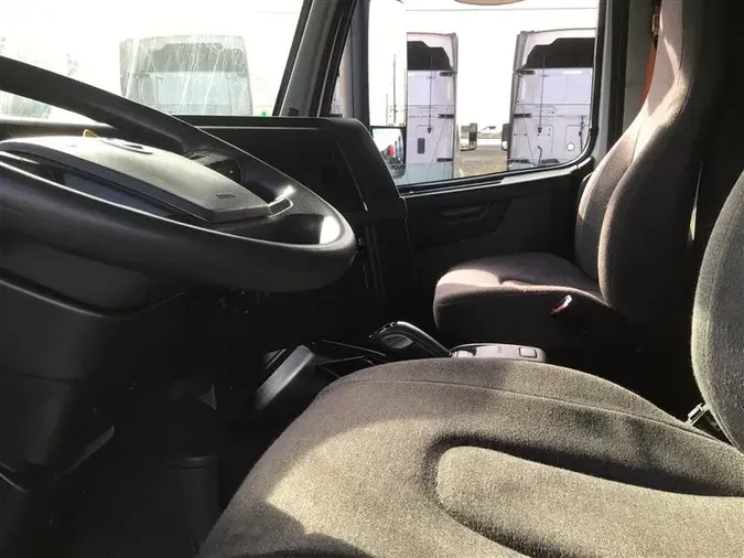2021 VOLVO VNR64T64054fc6c5607a3e7c49741302cce95e9da