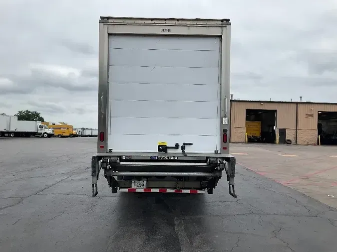 2018 Freightliner M2