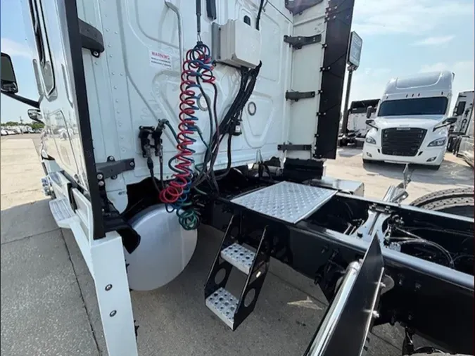 2020 Freightliner PT126SLP