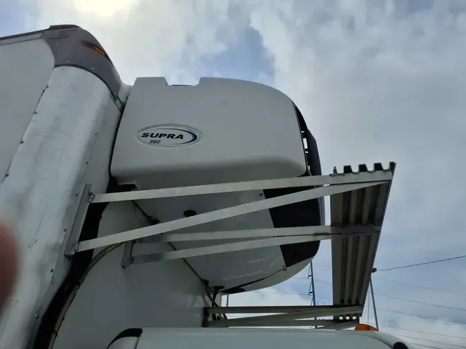 2018 FREIGHTLINER/MERCEDES M2 106