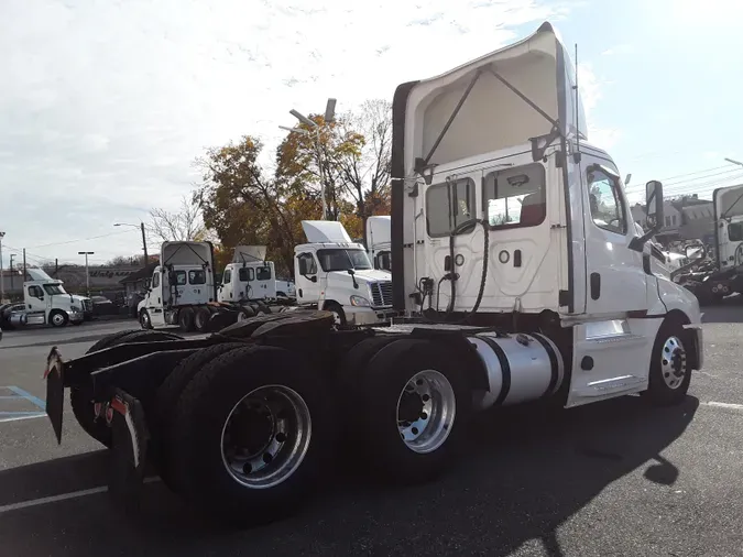 2019 FREIGHTLINER/MERCEDES NEW CASCADIA PX12664