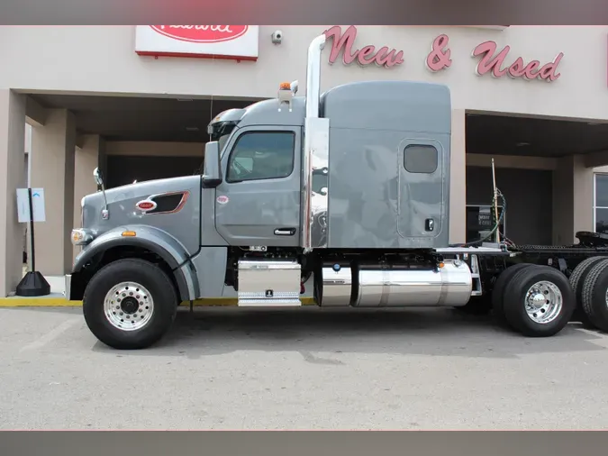 2025 Peterbilt 567