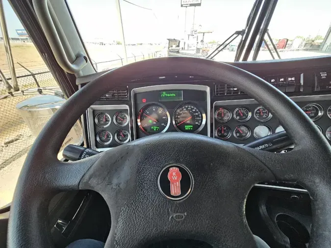 2020 KENWORTH W900