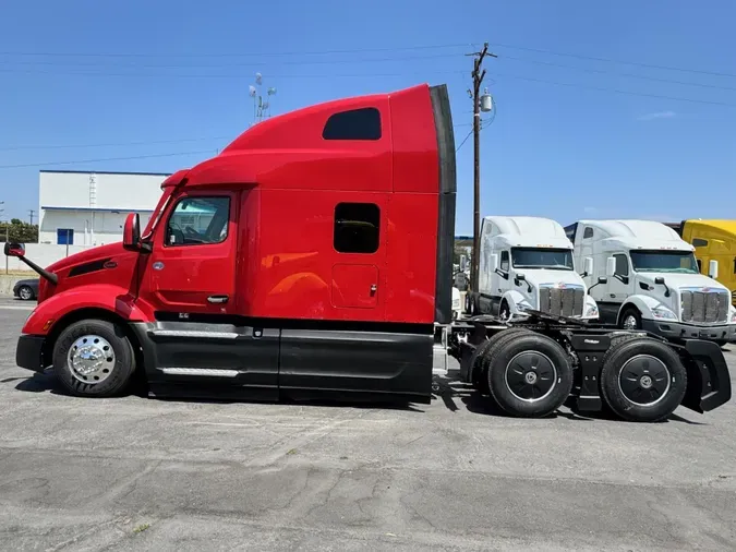 2023 Peterbilt 579
