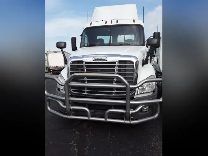 2018 FREIGHTLINER CASCADIA 125