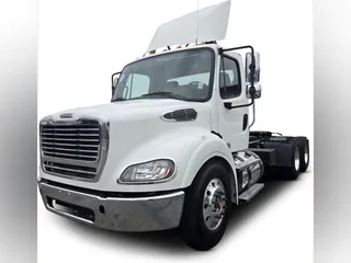 2023 Freightliner Business Class M2 112