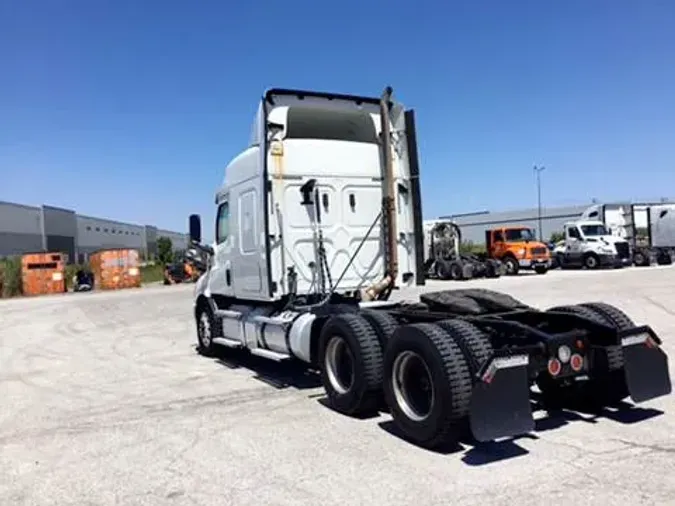 2020 Freightliner Cascadia