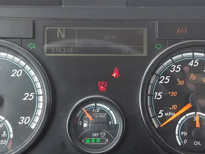 2020 FREIGHTLINER/MERCEDES CASCADIA 12555172cb8d3054b64b90c572348bb4191