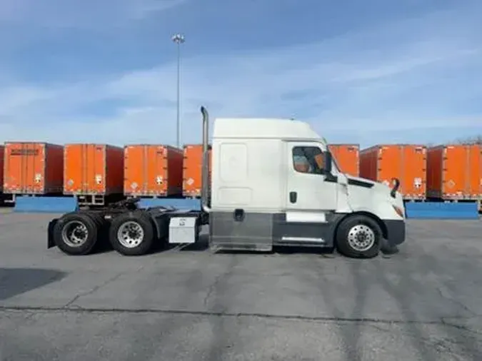 2020 Freightliner Cascadia