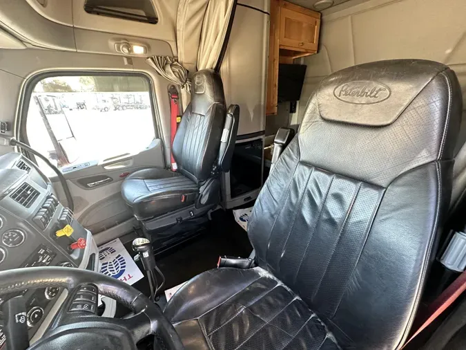 2019 Peterbilt 579