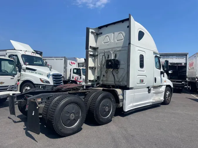 2019 FREIGHTLINER/MERCEDES CASCADIA 125