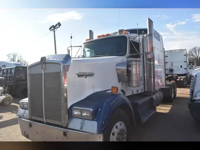 2009 KENWORTH W900L