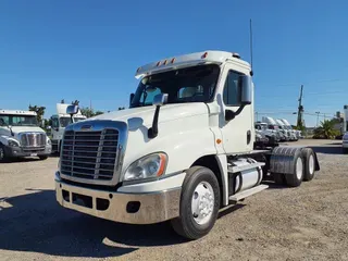 2016 FREIGHTLINER/MERCEDES CASCADIA 125