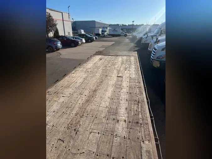 2019 FREIGHTLINER/MERCEDES M2 106