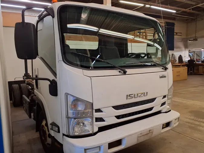 2019 ISUZU NPR