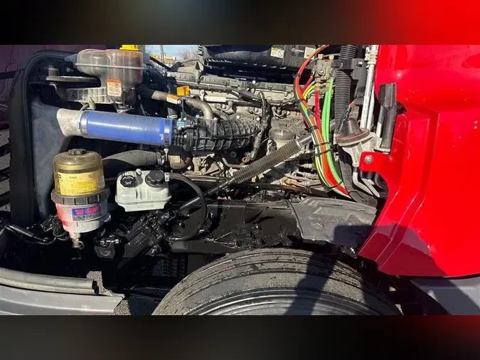 2022 FREIGHTLINER CA126