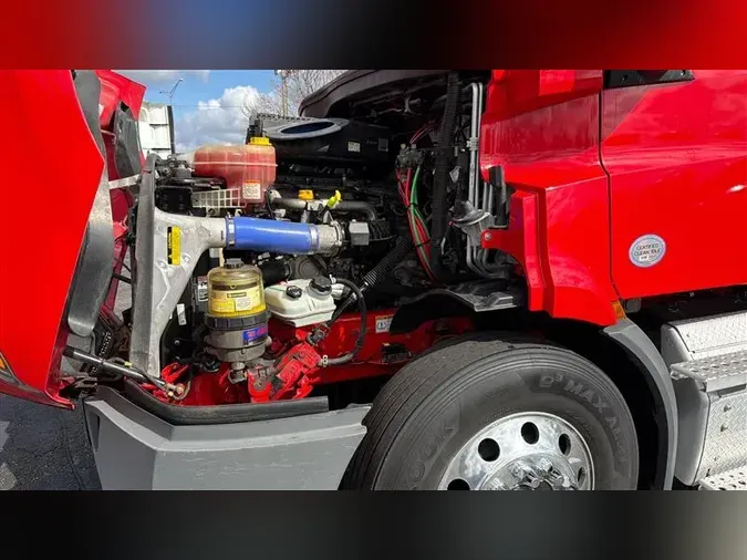 2021 FREIGHTLINER CA116