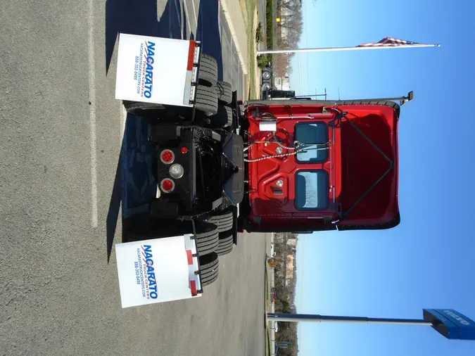 2021 FREIGHTLINER CASCADIA 126