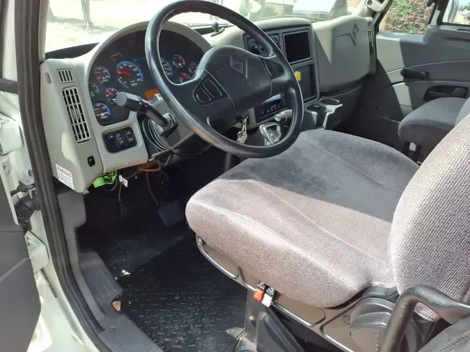 2019 NAVISTAR INTERNATIONAL 4300