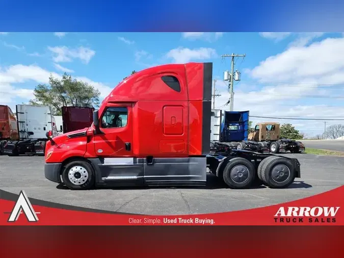 2023 FREIGHTLINER CA126