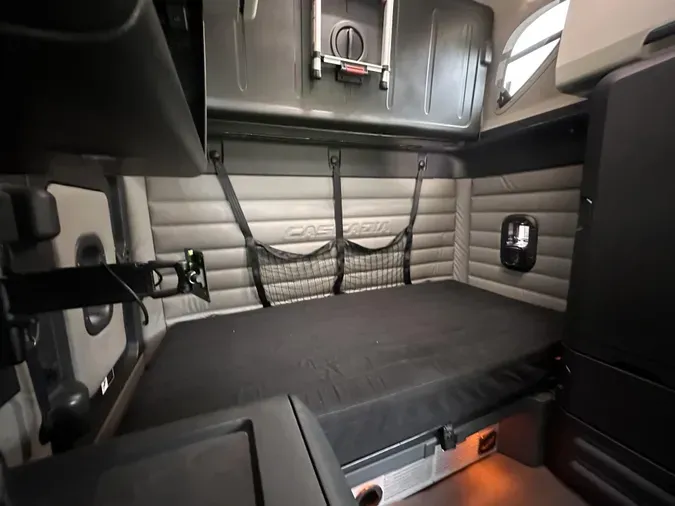 2020 Freightliner Cascadia