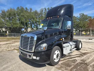 2017 FREIGHTLINER/MERCEDES CASCADIA 125