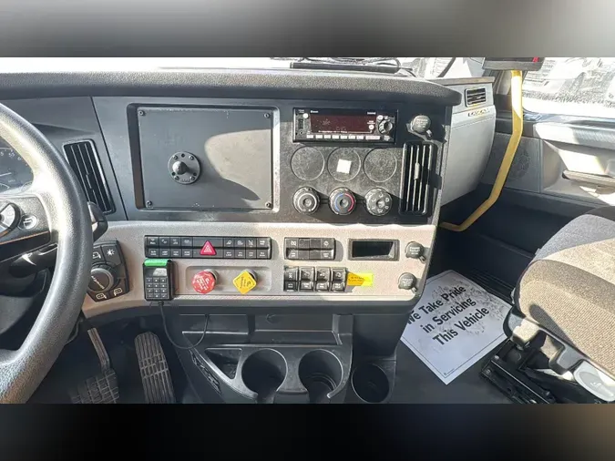 2022 Freightliner Cascadia 126
