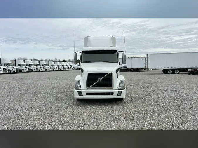 2016 Volvo VNL 740