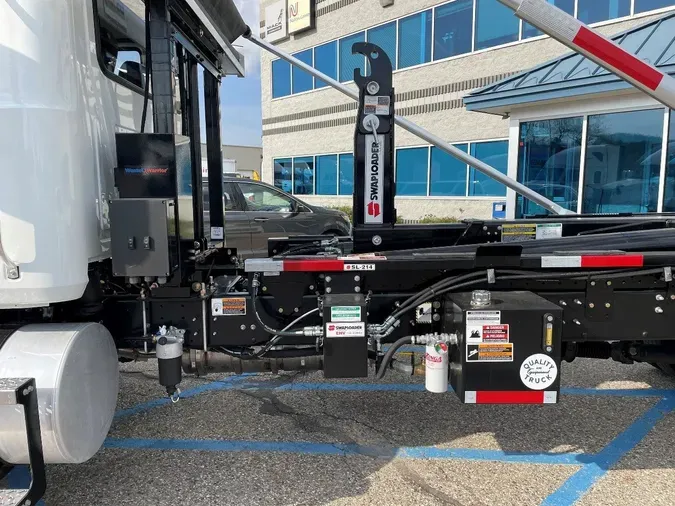 2026 MACK MD MD7 Derated