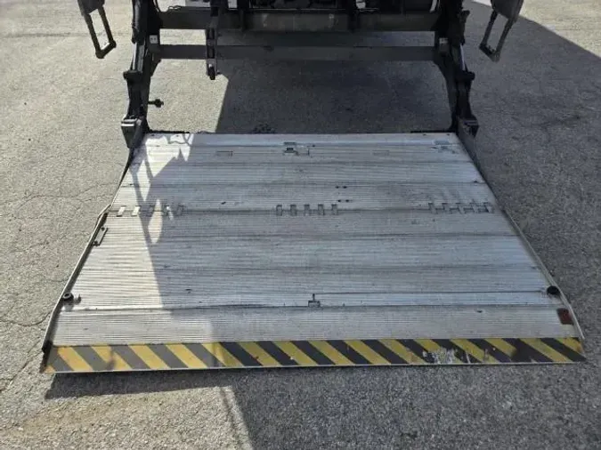 2019 International 4300