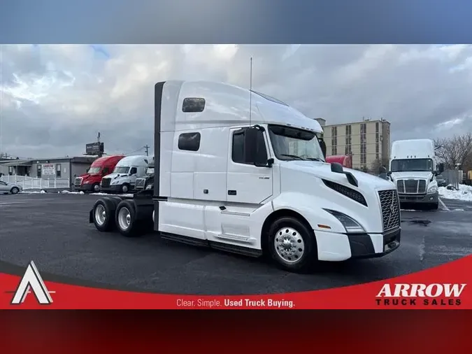 2021 VOLVO VNL64T760