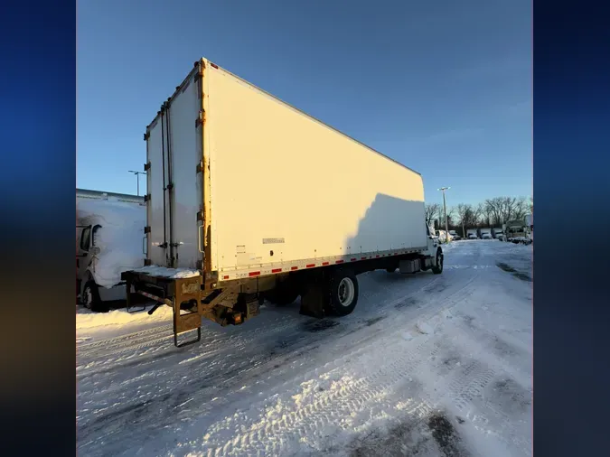 2018 FREIGHTLINER/MERCEDES M2 106