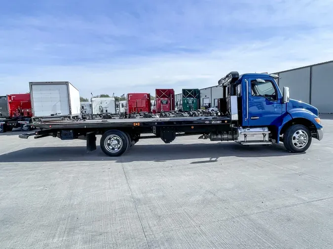 2025 KENWORTH T280
