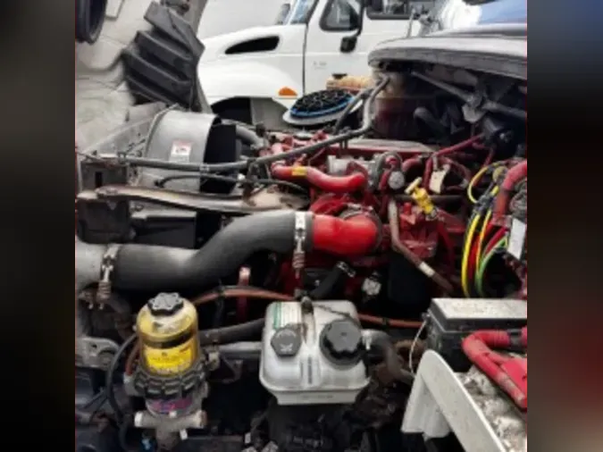 2019 FREIGHTLINER M2 106