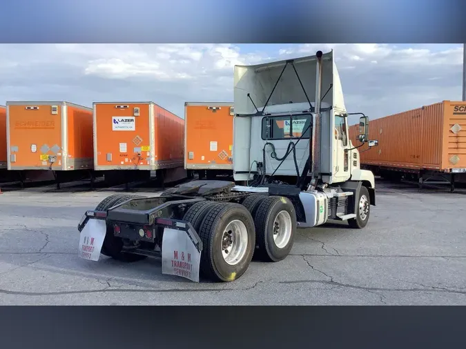 2020 Mack Anthem556703b25ebc581758dbfcee789df5ad