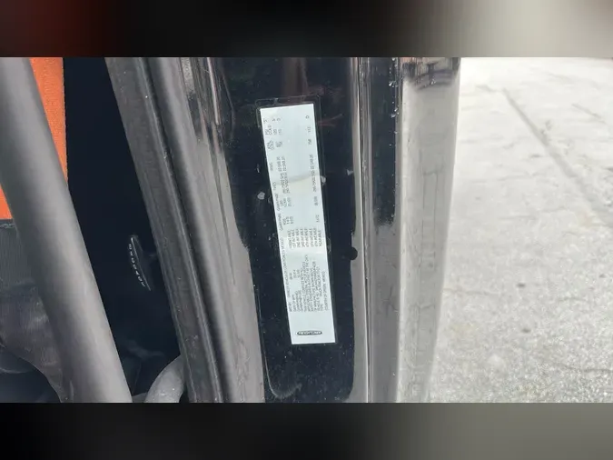 2021 Freightliner Cascadia 126