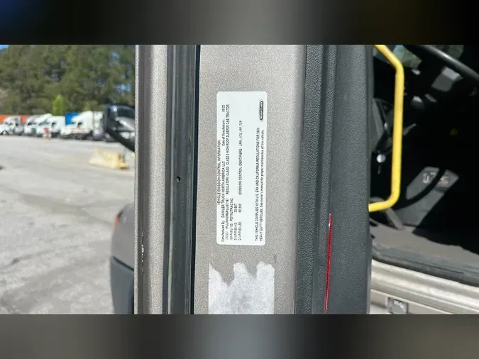 2024 Freightliner Cascadia 126