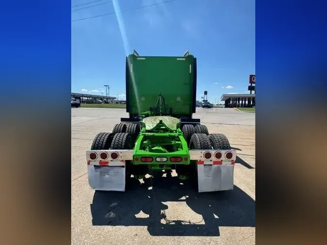 2019 Peterbilt 389