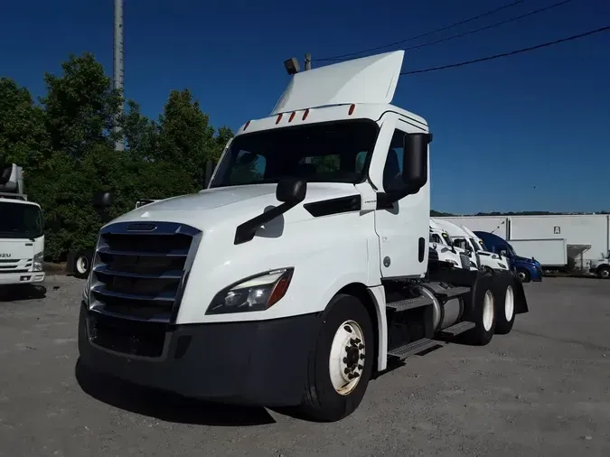 2022 FREIGHTLINER/MERCEDES NEW CASCADIA PX126645572ecc83d2fa27aff4e36a8f38dd97e