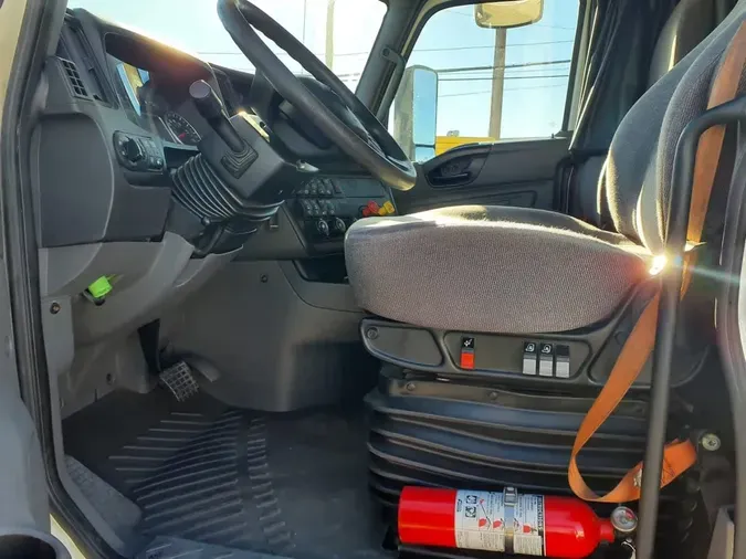 2020 NAVISTAR INTERNATIONAL LT625 SLPR CAB55733c620d7b6afc8ac76520e3159665