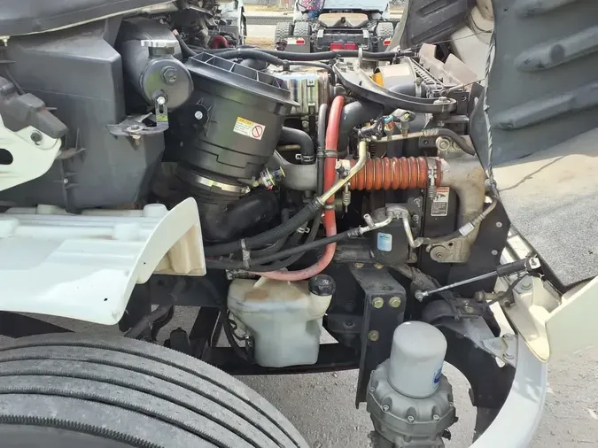 2019 FREIGHTLINER/MERCEDES M2 106