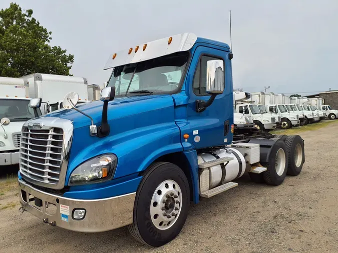 2018 FREIGHTLINER/MERCEDES CASCADIA 1255574b2f7388b0875e1d64540ee414281