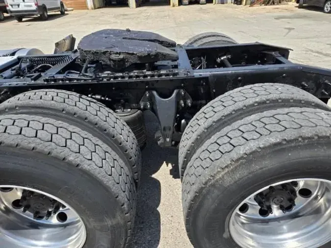 2019 International LT625