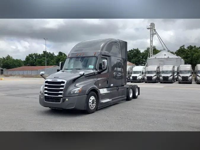 2023 Freightliner Cascadia