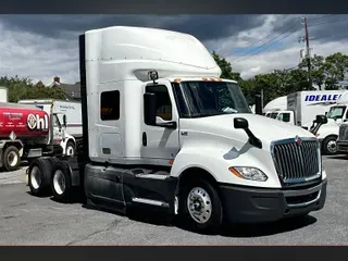 2022 INT LT625 6x4