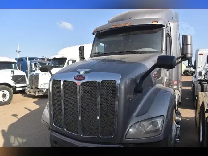 2018 PETERBILT 579