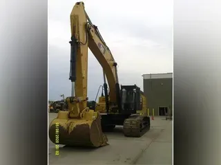 2019 CATERPILLAR 349FL