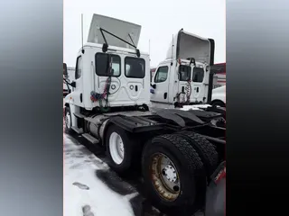 2018 FREIGHTLINER/MERCEDES CASCADIA 125