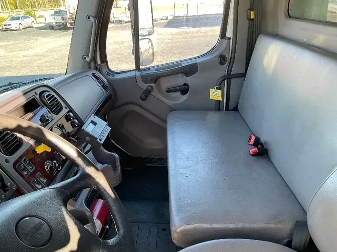 2018 Freightliner M2