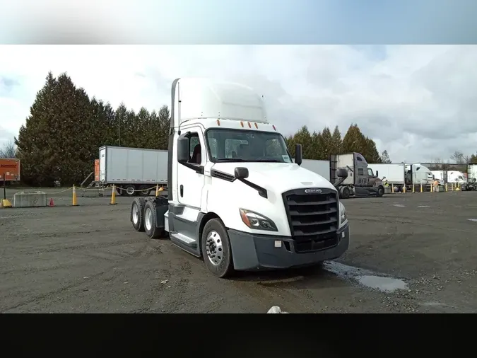 2020 Freightliner Cascadia 126557e26d8990d9d4c77f5fe88e4f46a00